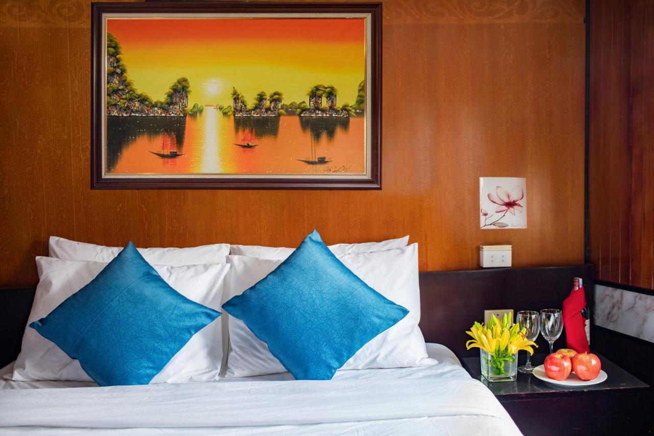 Hotel Seasun Boutique Cruise Hạ Long Exterior foto
