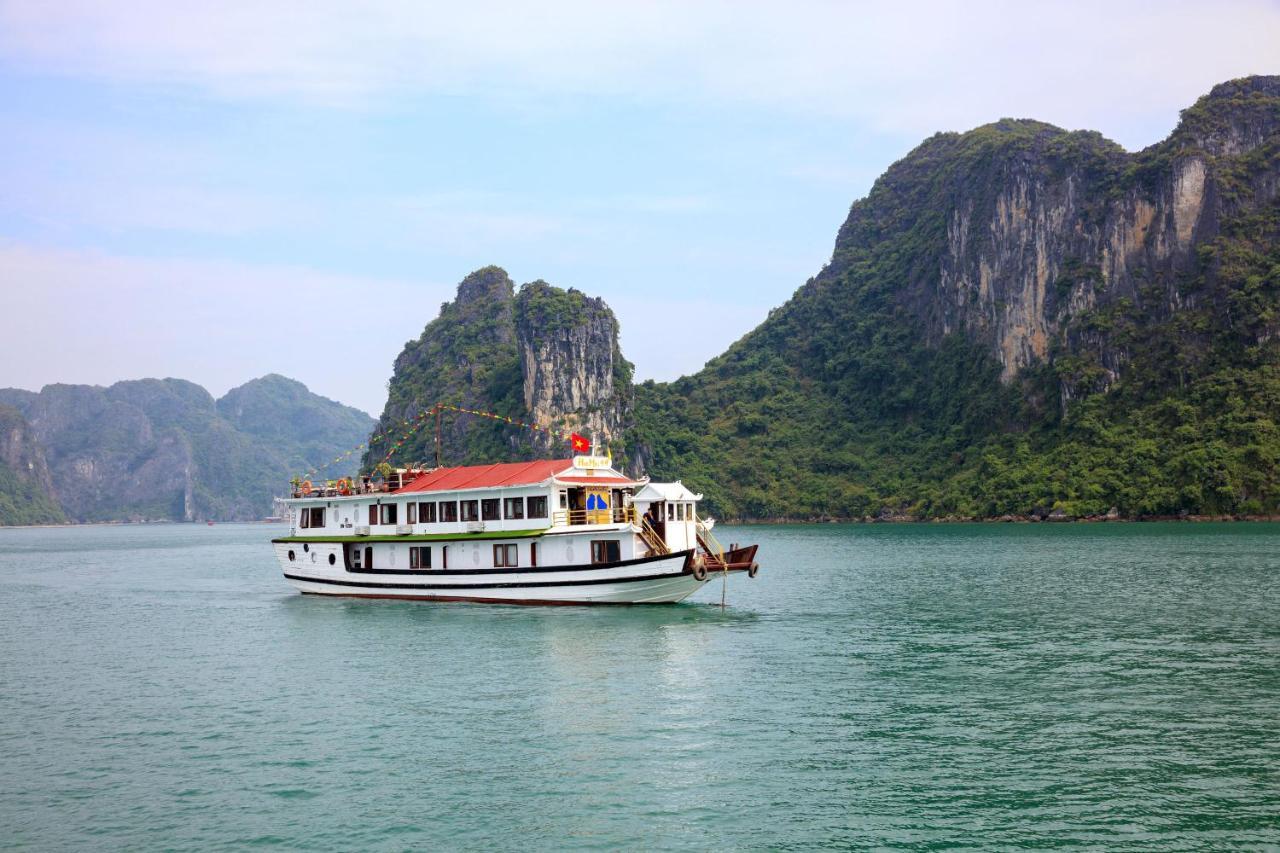 Hotel Seasun Boutique Cruise Hạ Long Exterior foto