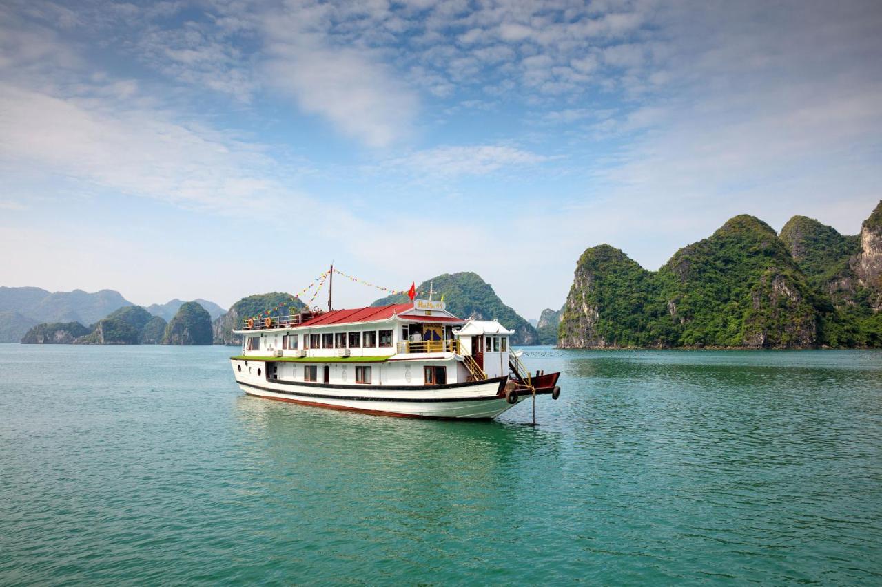 Hotel Seasun Boutique Cruise Hạ Long Exterior foto