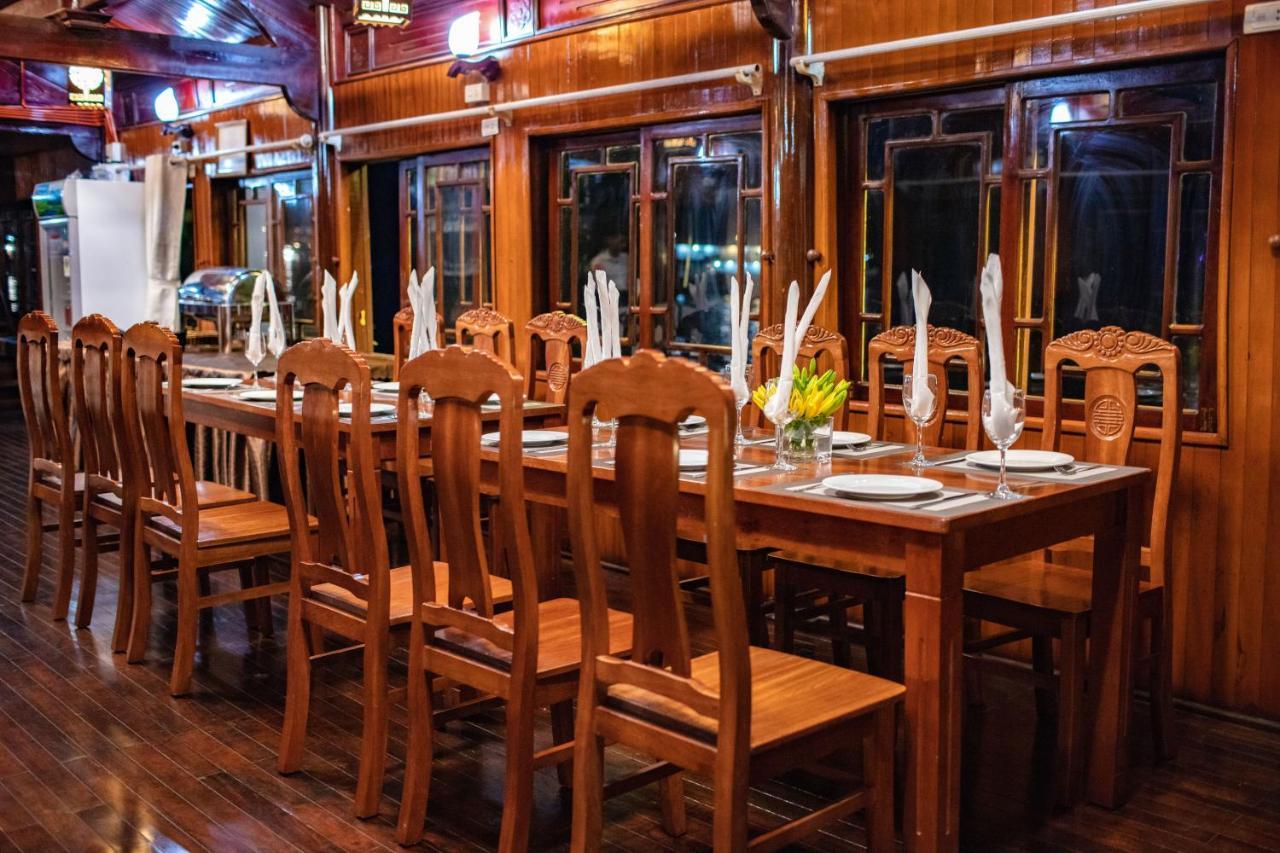 Hotel Seasun Boutique Cruise Hạ Long Exterior foto