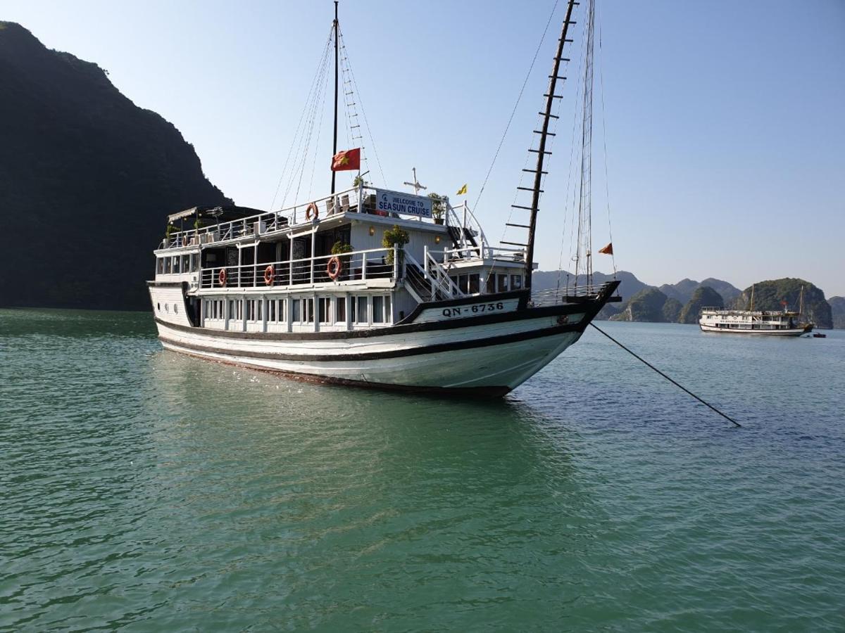 Hotel Seasun Boutique Cruise Hạ Long Exterior foto